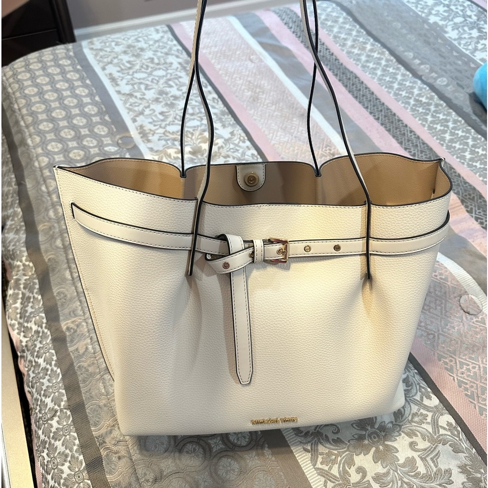 Michael Kors bag, used only once